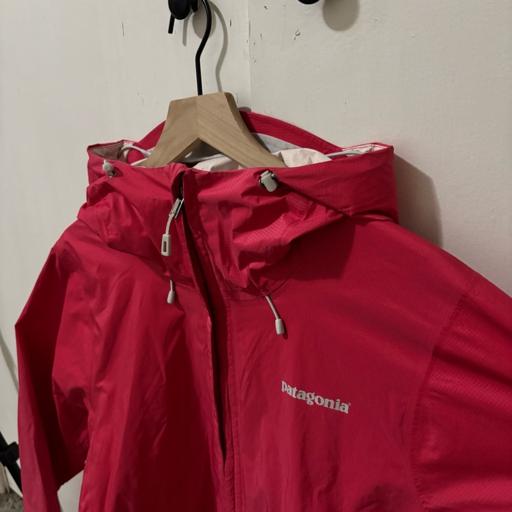 Patagonia Jacket Vibrant Pink Hooded Insulated Hiking Jacket W XL